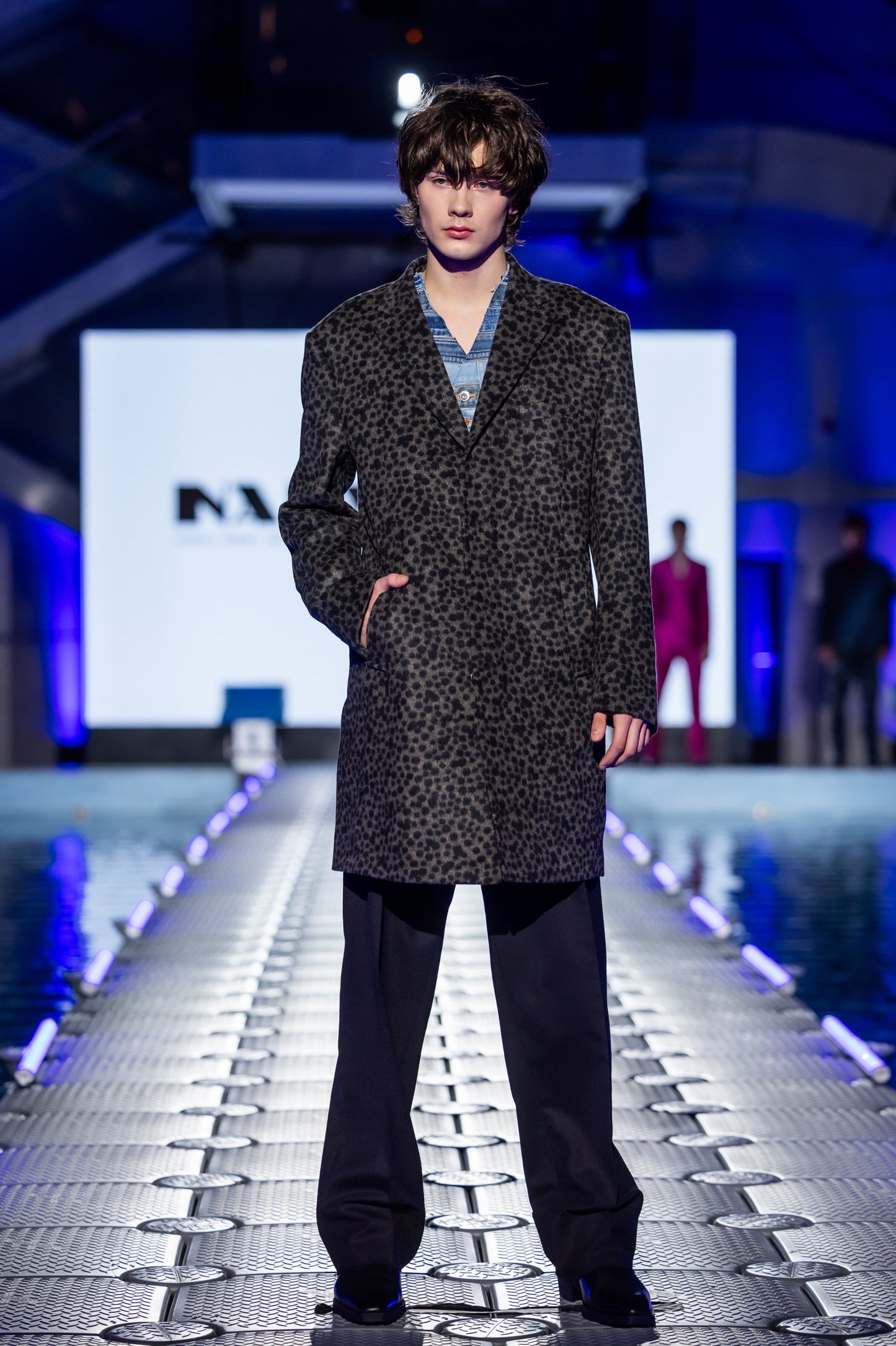 Tailored leopard-print coat