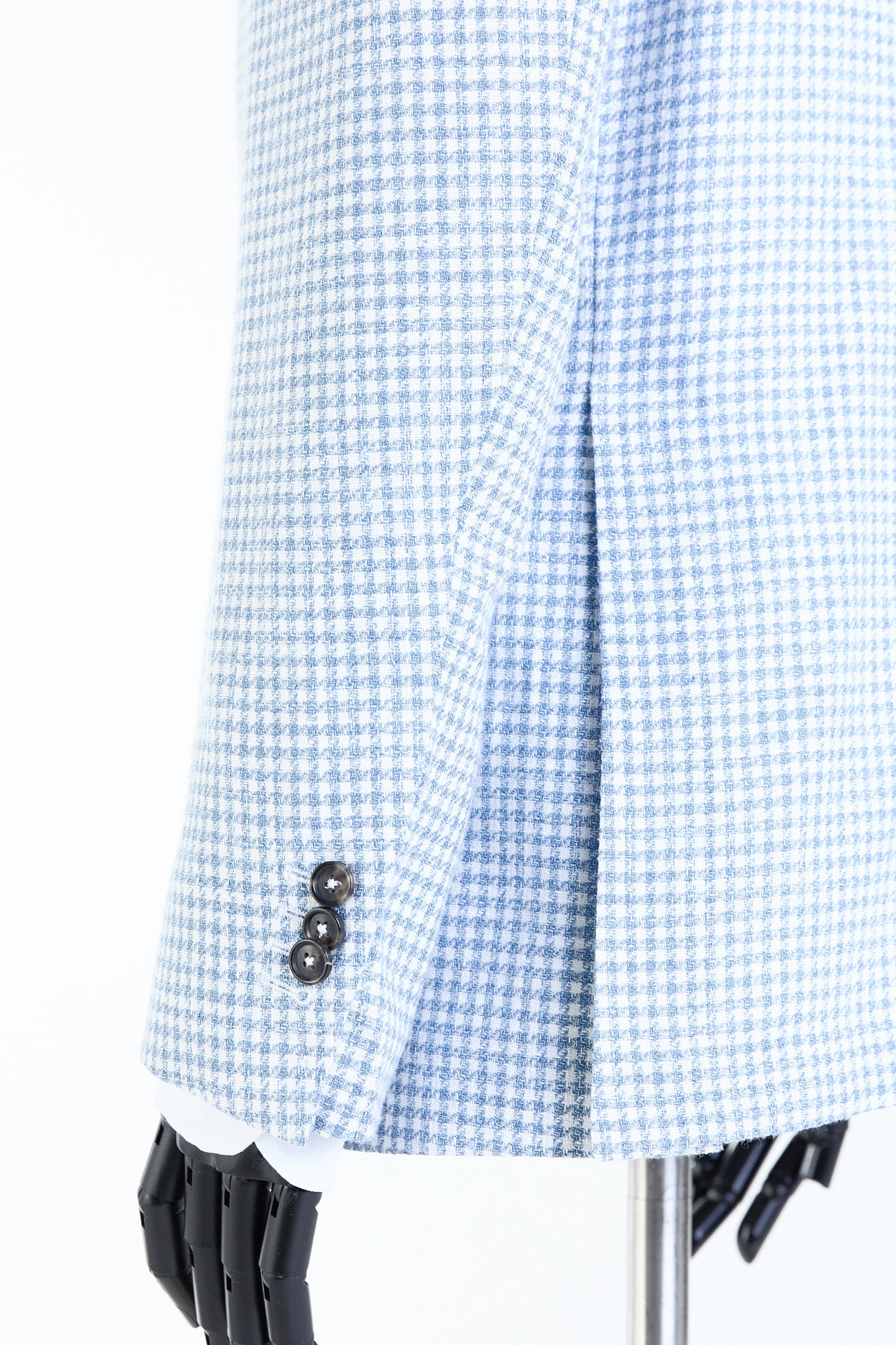 Made to Measure “Nuvola” Jacket in Wool, Silk and Cotton Fabric by Carlo Barbera