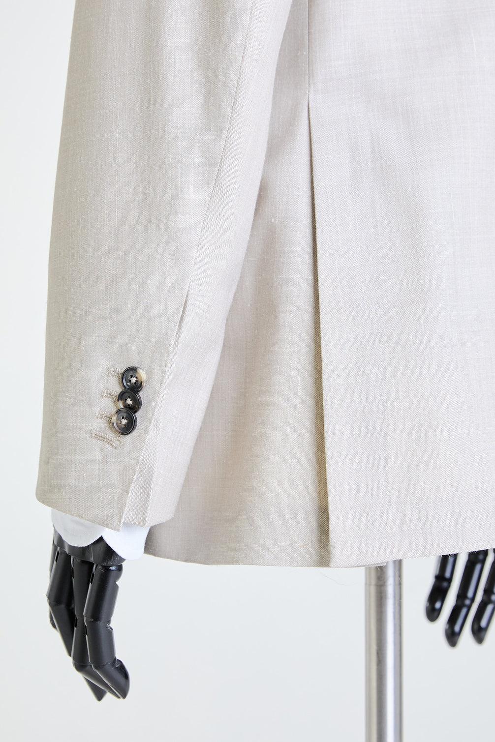 Made to Measure “Volare” Suit in Wool, Linen and Silk fabric by Marzotto