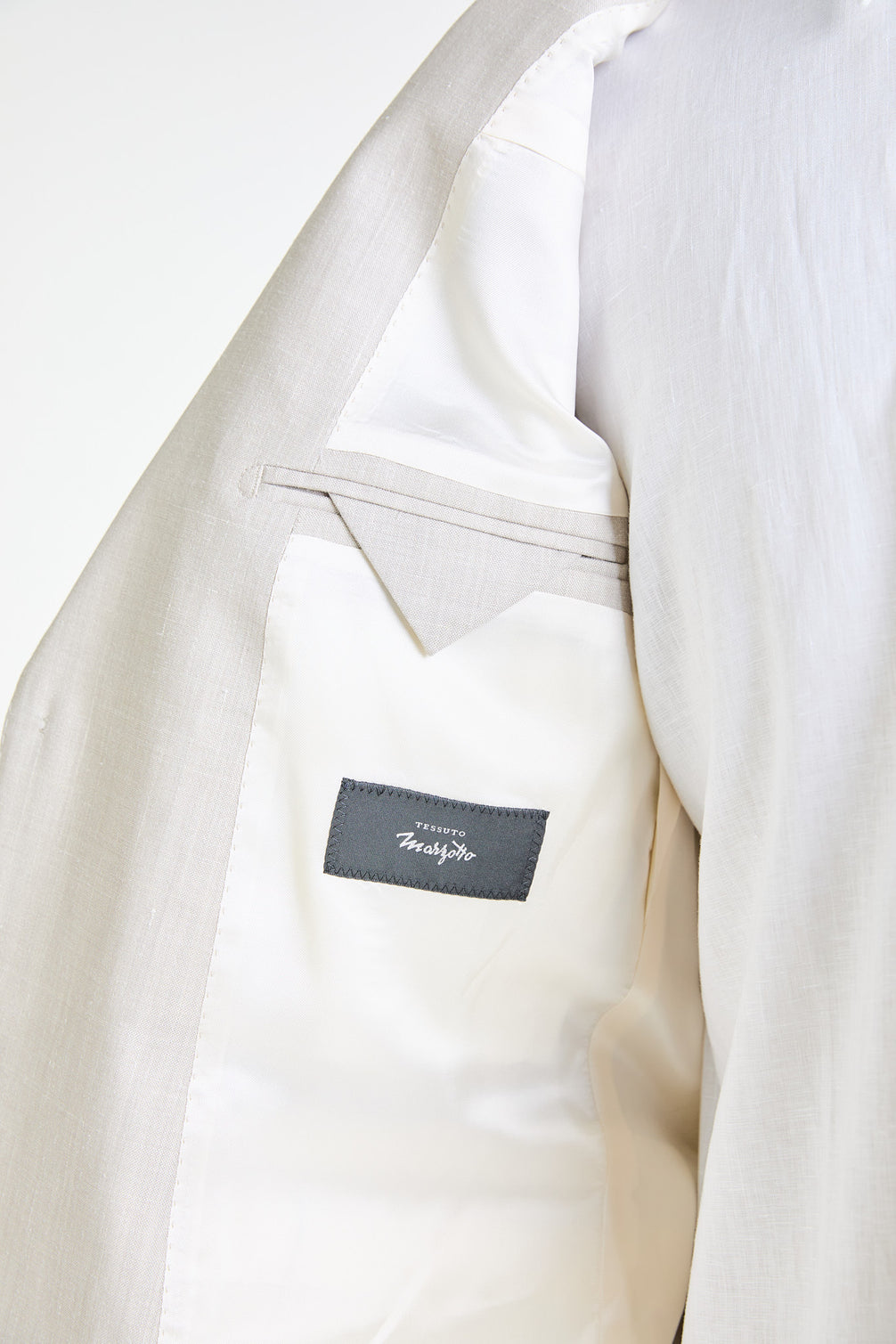 Made to Measure “Volare” Suit in Wool, Linen and Silk fabric by Marzotto