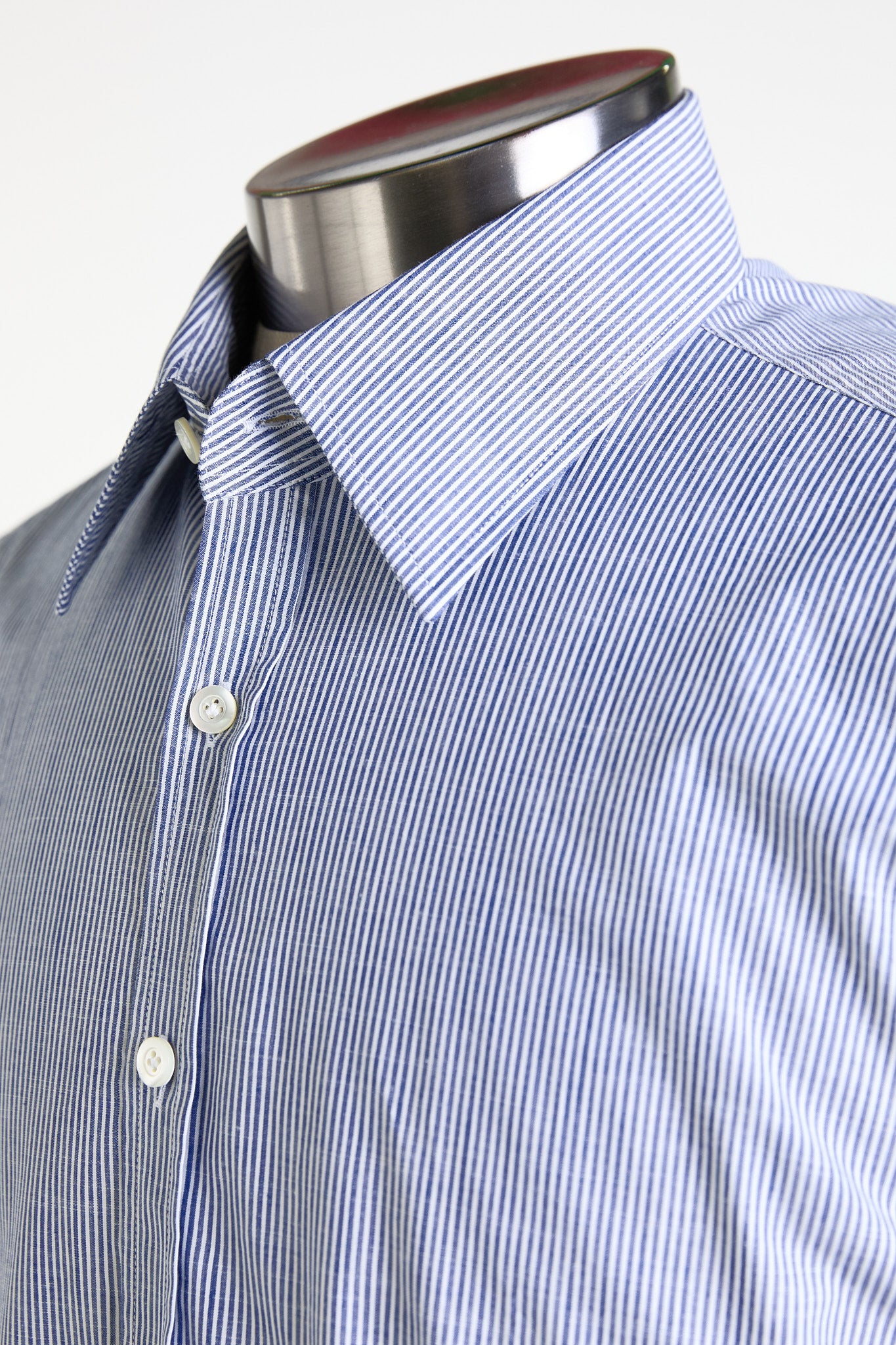 Made to Measure “Leggero” Shirt in Pure Cotton Chambray fabric by Albini