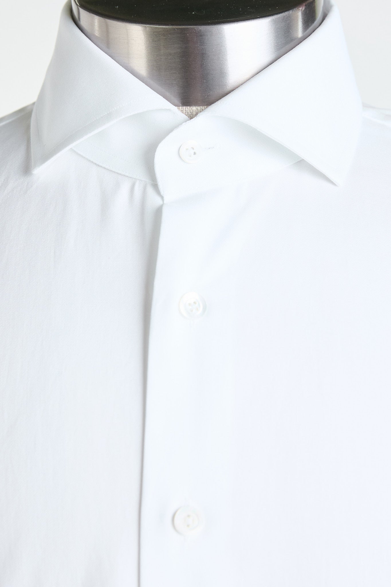 Made to Measure “Piumino” Shirt in Pure Natural Stretch Cotton fabric by Albini
