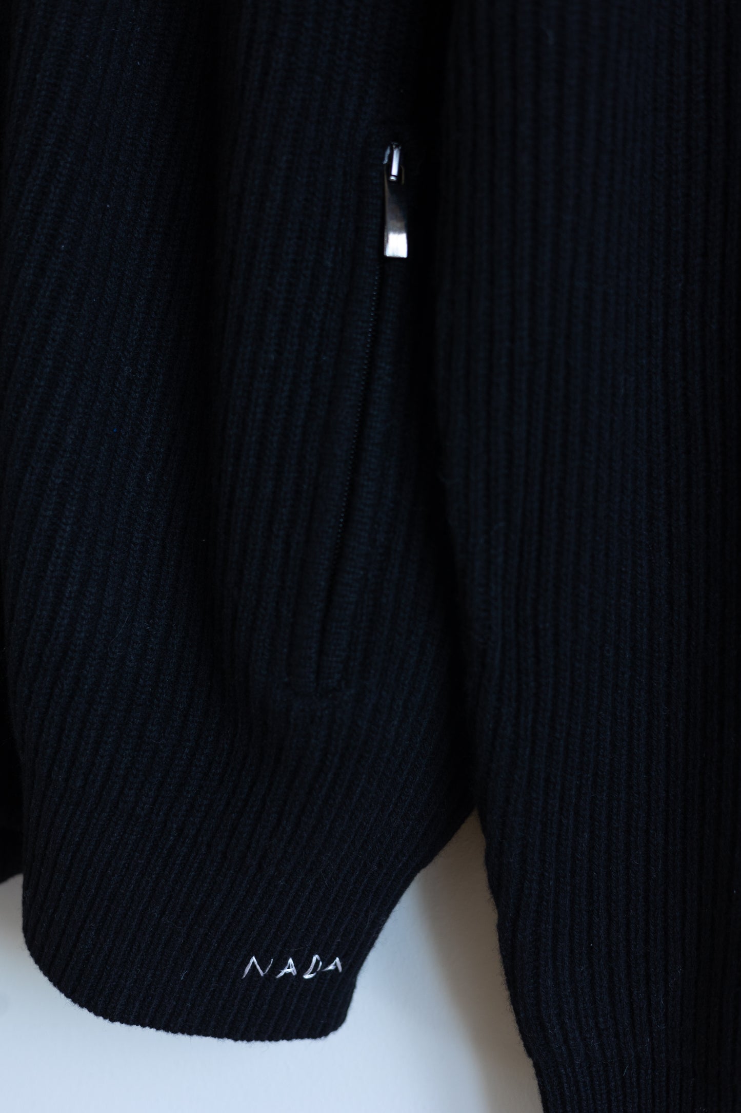 Zipped Turtleneck Sweater in Ribbed Black Cashmere