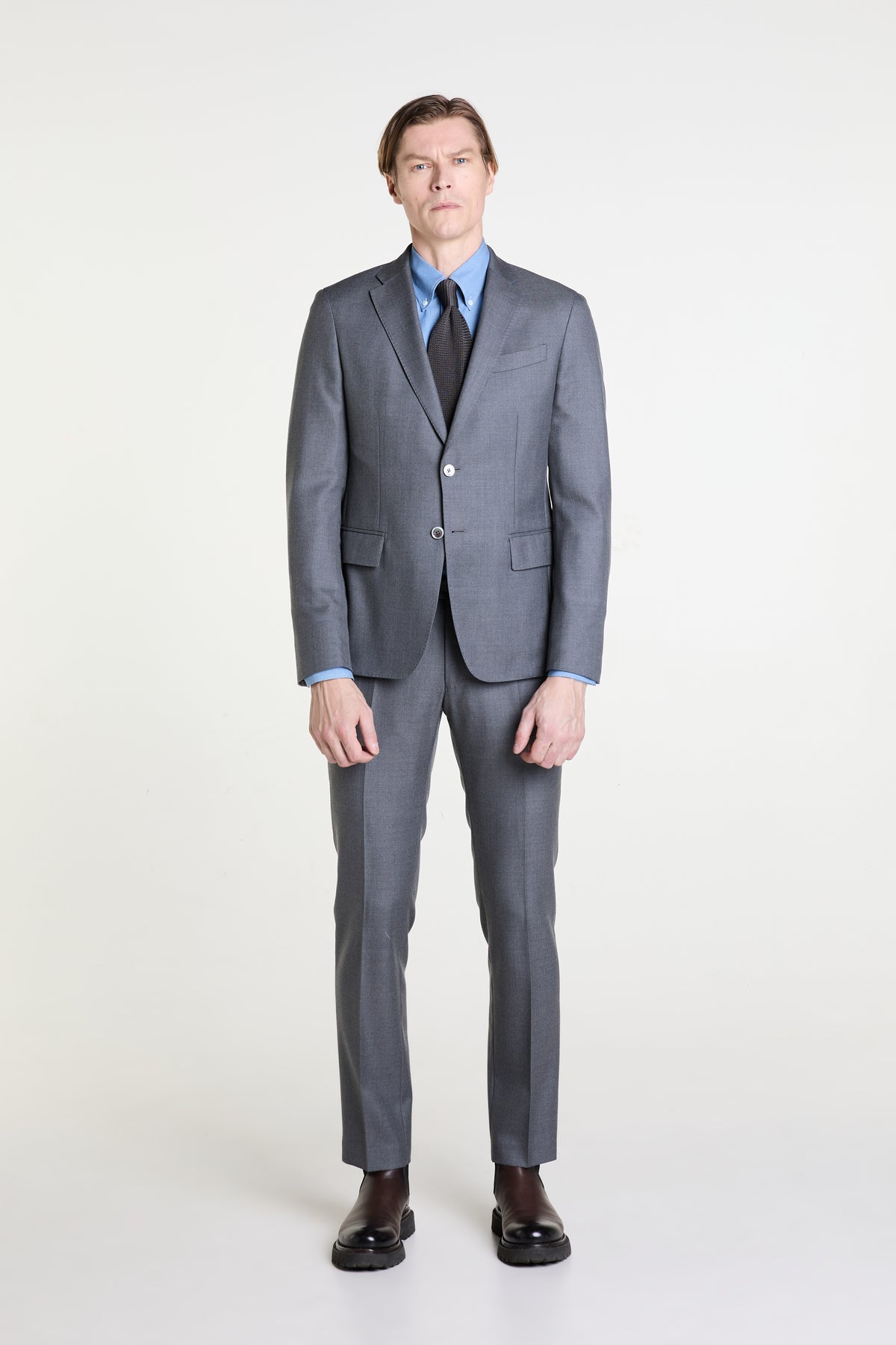 Made to Measure “Uniforme” Suit in S’150 Wool “Australis” fabric by Loro Piana