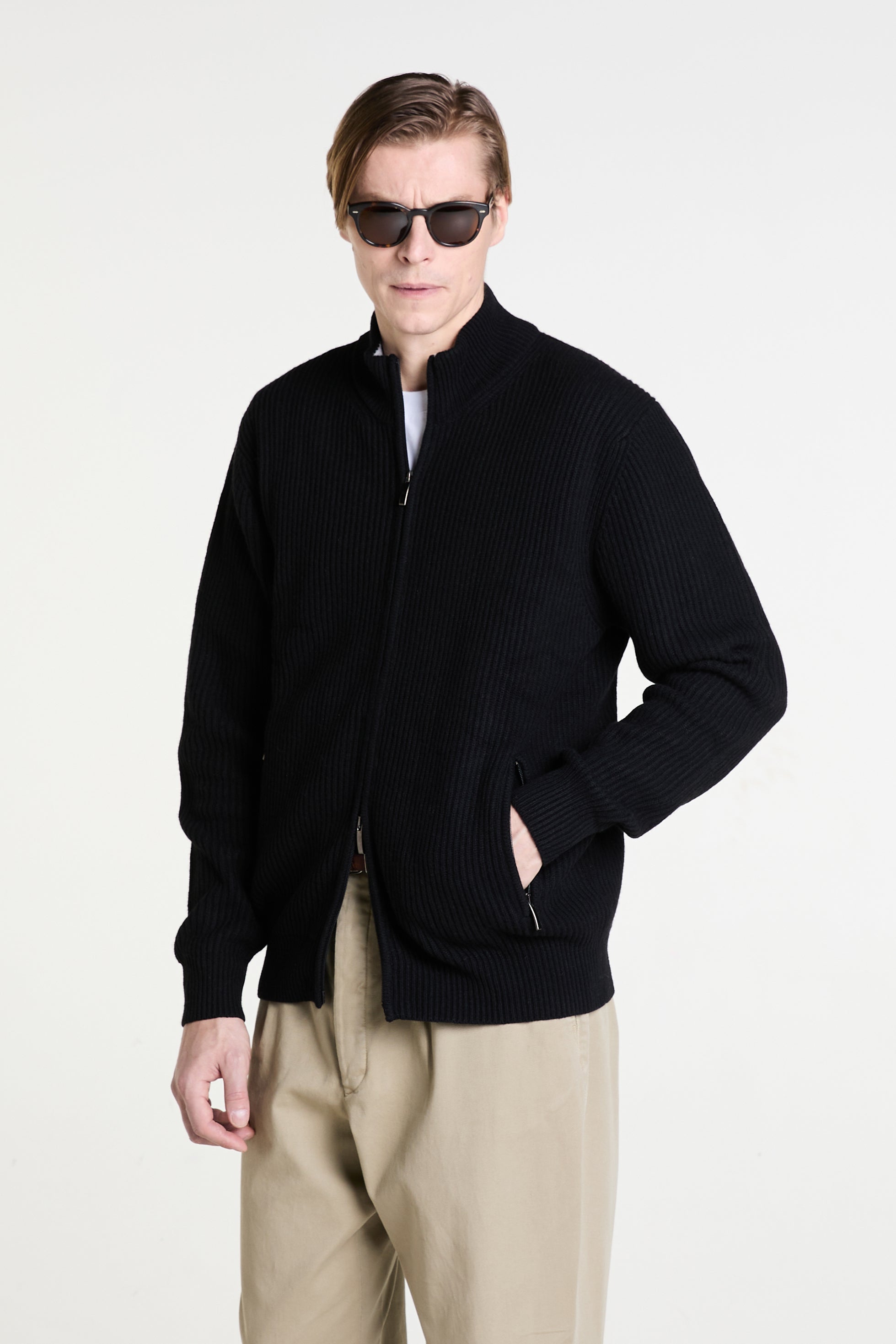 Zipped Turtleneck Sweater in Black Ribbed Cashmere