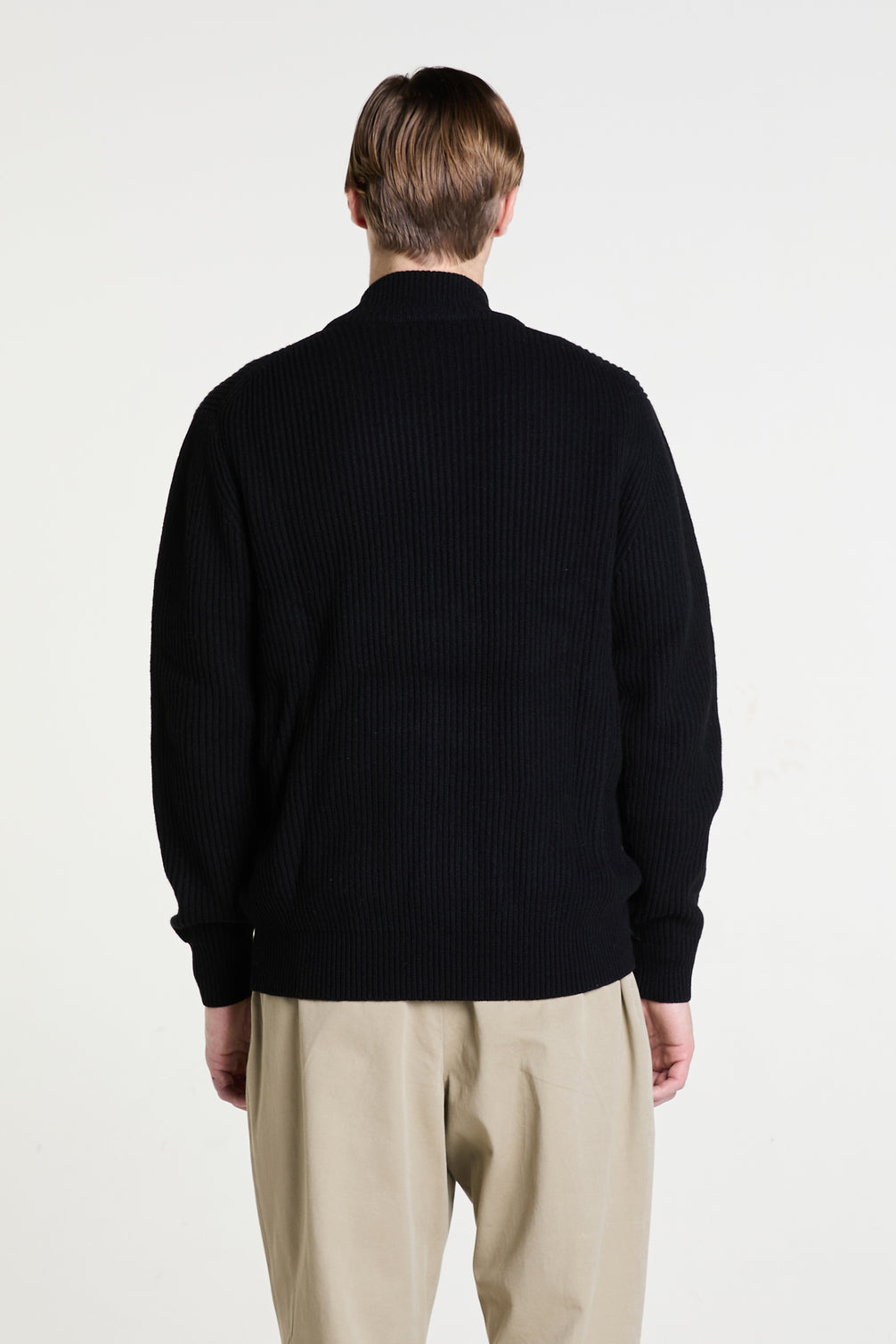 Zipped Turtleneck Sweater in Black Ribbed Cashmere