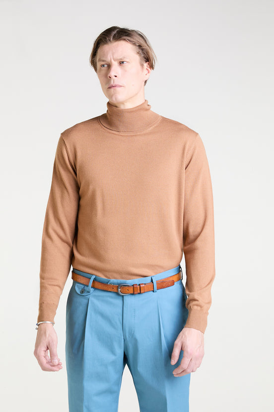Rollneck Sweater in Beige Merino Wool